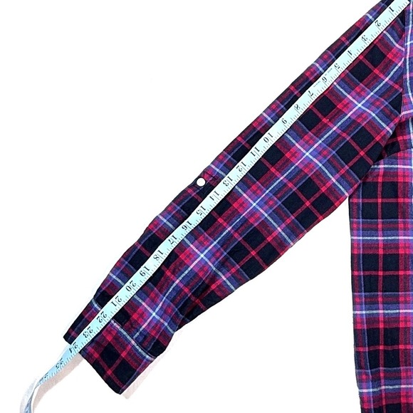 Tommy Hilfiger, Women's Flannel Plaid Shirt, Long Sleeve, Sz M - Picture 6 of 7
